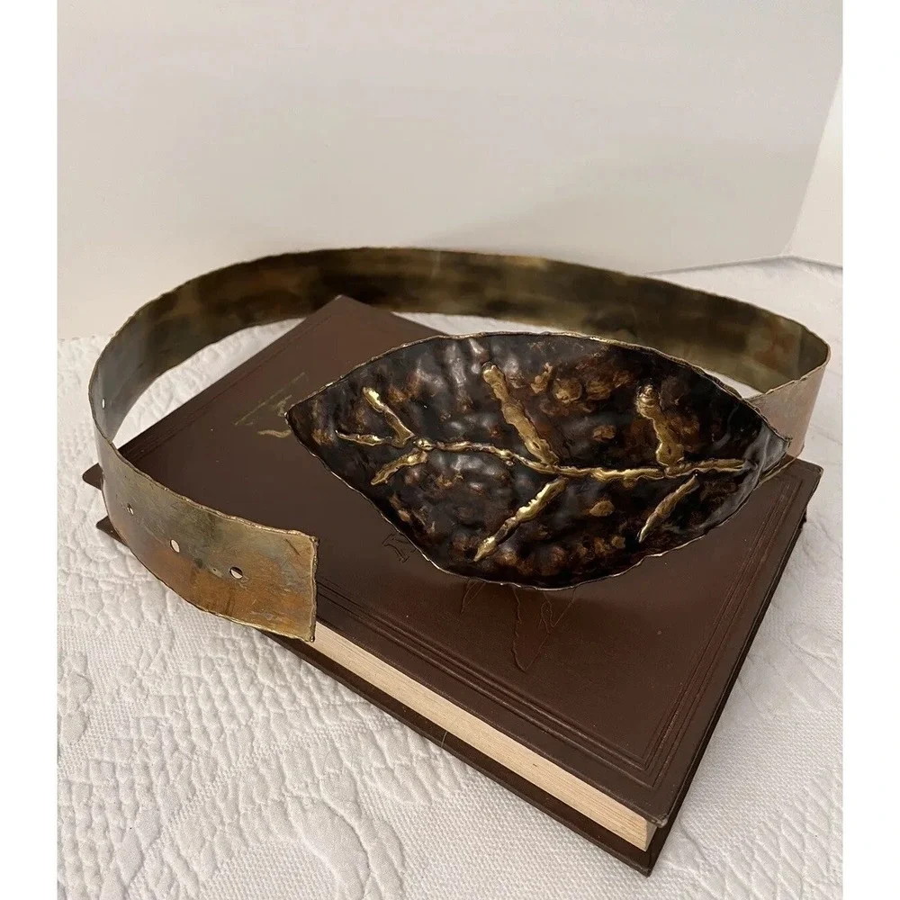 Vintage 80's Chunky Hammered Metal Waist Belt Leaf Buckle Size M 32